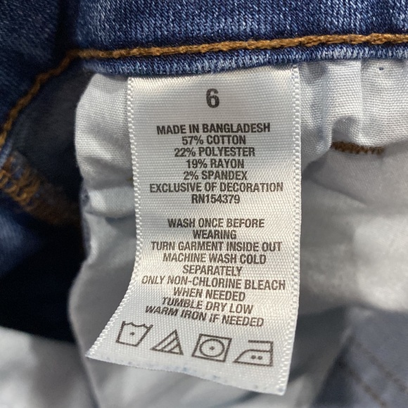 AERO low midi shorts size 6 - Picture 5 of 5